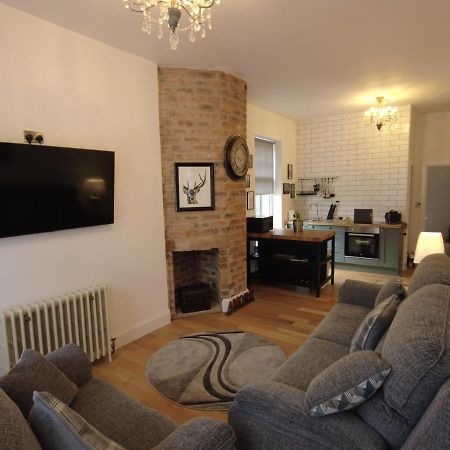 Rabbies School House, 2 Bed Apartment Ayr Town Centre Extérieur photo