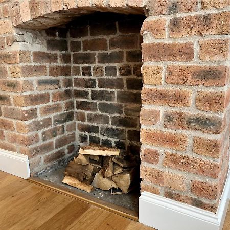 Rabbies School House, 2 Bed Apartment Ayr Town Centre Extérieur photo