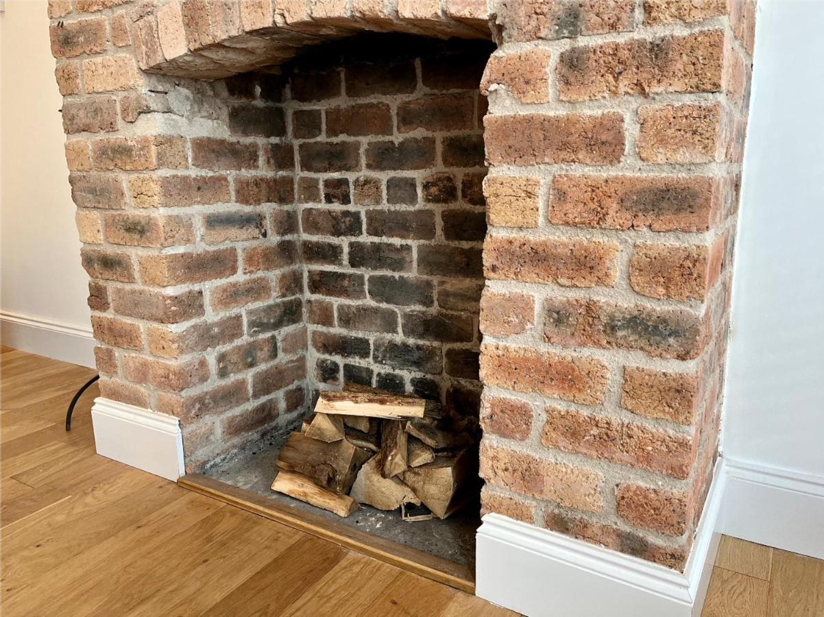 Rabbies School House, 2 Bed Apartment Ayr Town Centre Extérieur photo